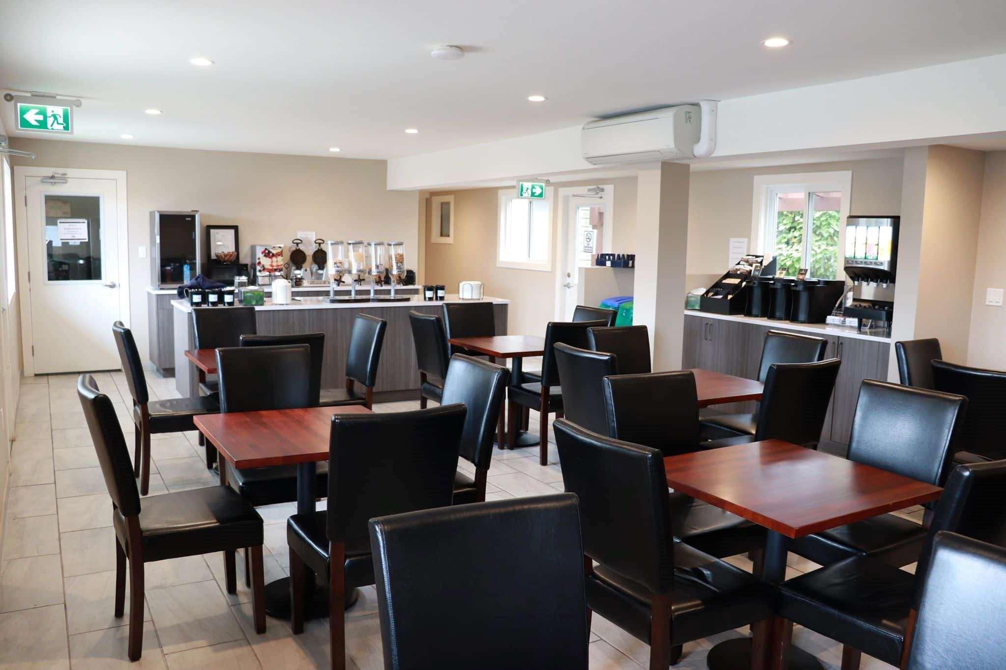 Inn Super 8 By Wyndham Courtenay