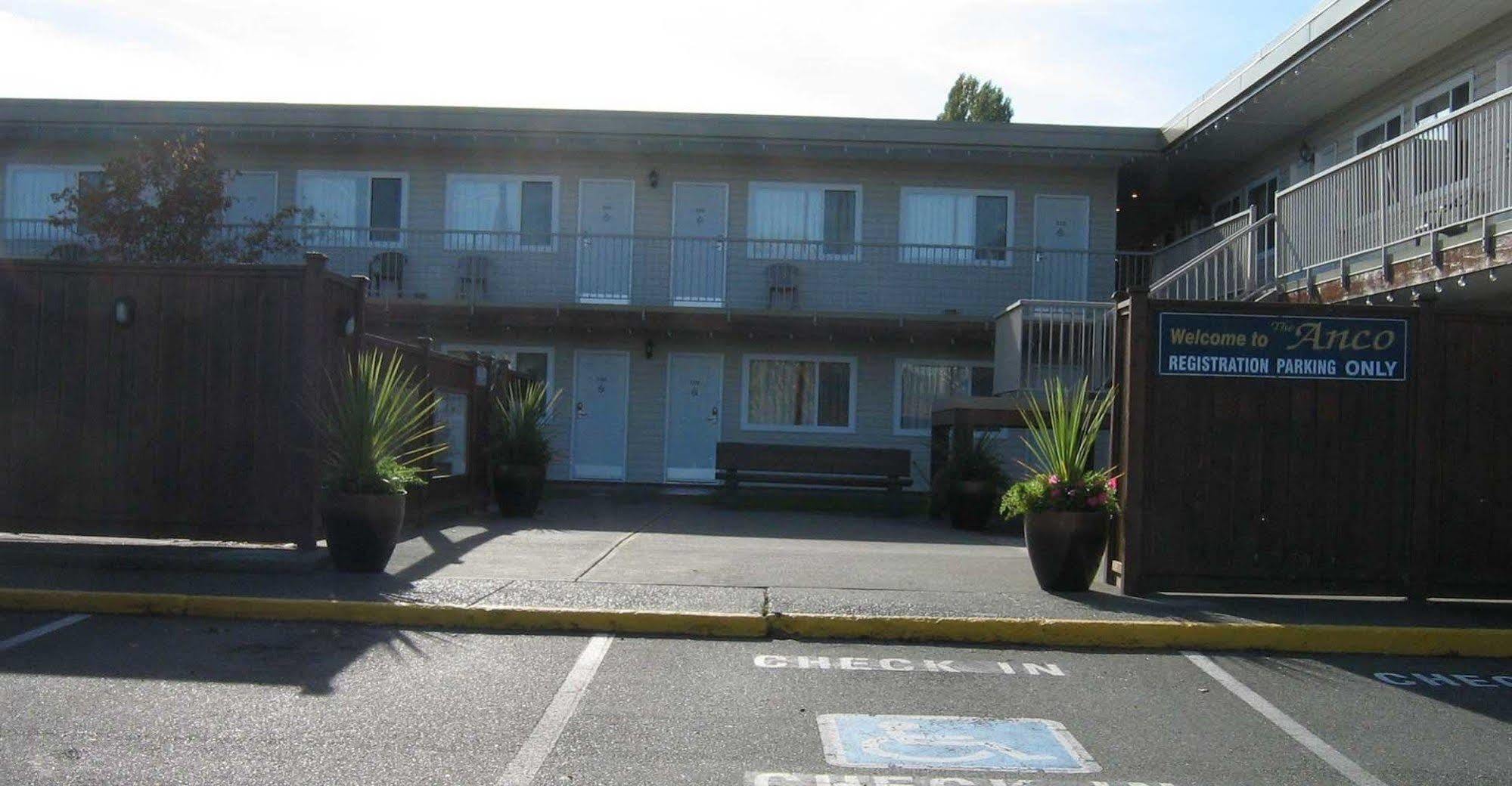 Super 8 By Wyndham Courtenay 2*